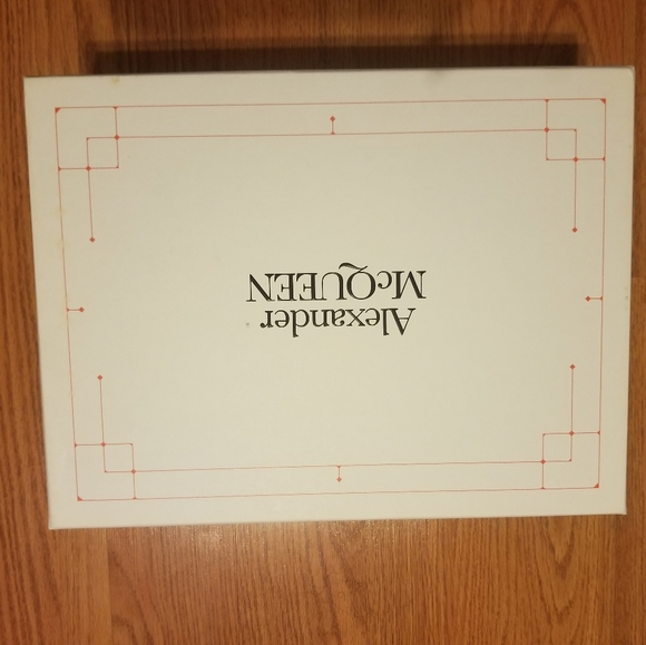 Alexander McQueen Sneakers - Picture 6 of 6